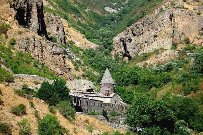 4 Days Armenia Package with Accommodation, Tours and Transfers - Guides, drivers, and the human side of the trip
