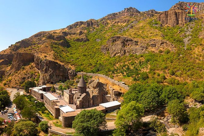 5 Days Armenia Package with Accommodation, Tours and Transfers - Guides, Drivers, and Group Size