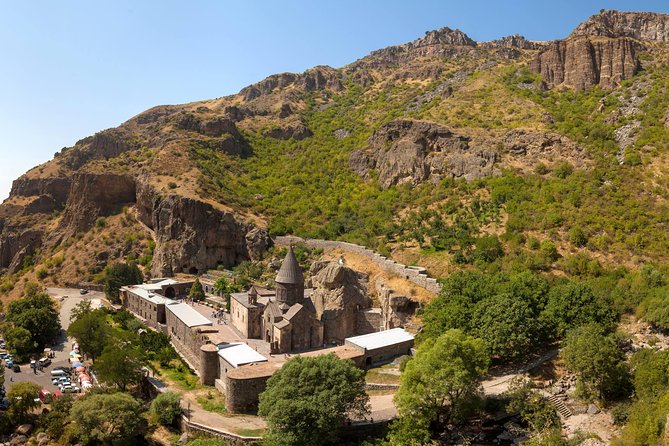 7 Days Armenia Package with Accommodation, Tours and Transfers - Guides, Food, and the Feel of the Group Tours