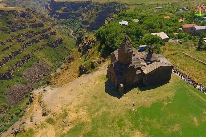 Amberd (Saghmosavank,Armenian alphbet monument) - What the driver adds to the day