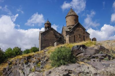 Armenia: Amberd Fortress and Lake Kari, Aragats Mountain