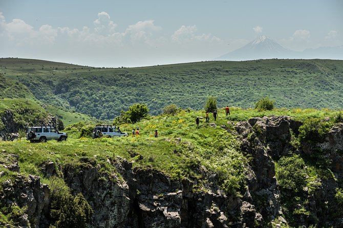 Daily jeep tour to Garni gorge and Geghama mountains - Why this private day trip works well from Yerevan