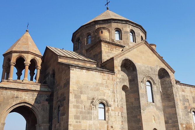 Day trip to: Echmiadzin Cathedral and Zvartnots Temple - Zvartnots Temple and the power of ruins