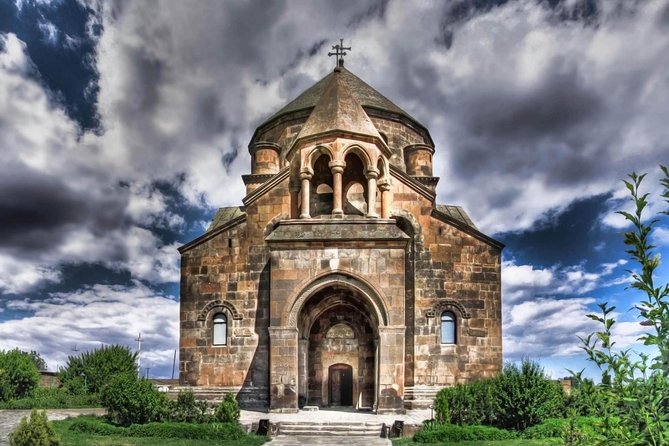 Echmiadzin (Hripsime, Gayane, Mother Cathedral) and Zvartnots Temple - Echmiadzin Cathedral, the center of Armenian Christianity