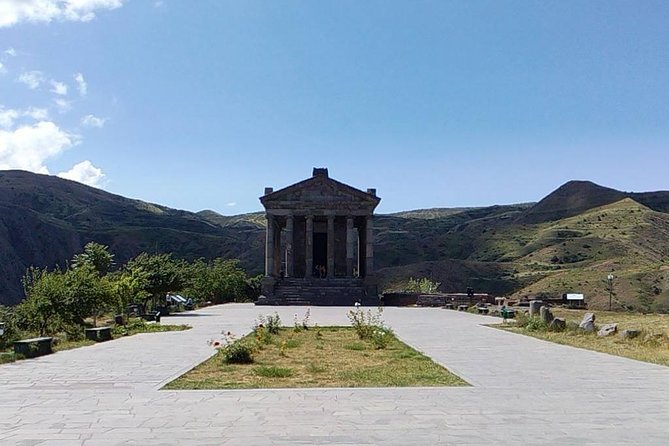Family package for 7 days - Goris and the southern road