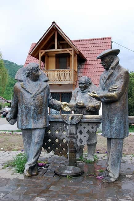 From Tbilisi: Yerevan, Dilija and Lake Sevan Day Tour ️ - Dilijan, Armenia’s forest town