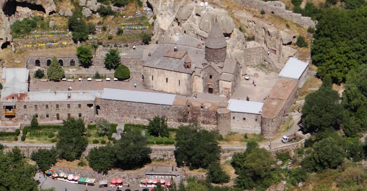 From Yerevan: 4.5-Hour Garni-Geghard Tour - Garni Temple and its classical columns