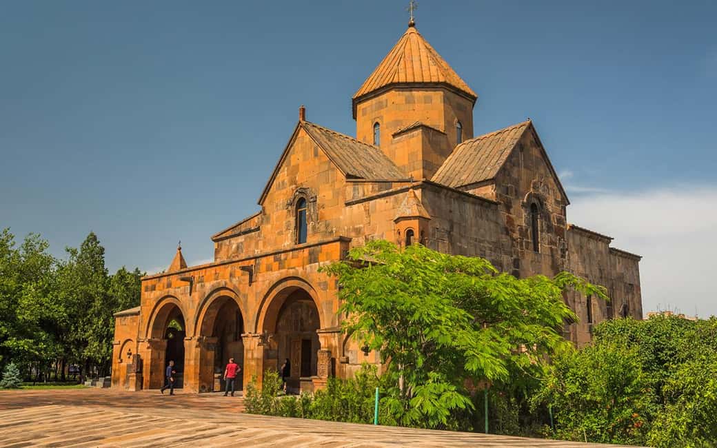 From Yerevan: Echmiadzin cathedral and Zvartnots temple - Why this half-day route matters