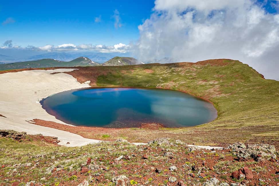 From Yerevan: Join the One-Day Azhdahak Expedition Tour - The 2.5-hour ride into mountain country