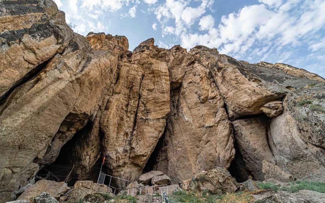 From Yerevan: Khor Virap, Areni region, Noravank, Tatev - Noravank among the red rocks