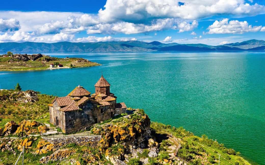 From Yerevan: Off-Road and Horseback Riding Adventure Tour - Why this Yerevan day trip is different