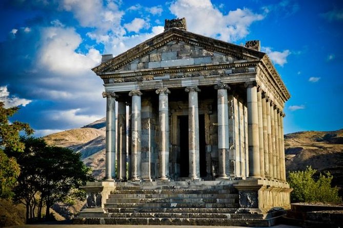 Garni, Geghard, Charents Arch, Azat reservoir, Khor Virap - Azat Reservoir and the changing scenery