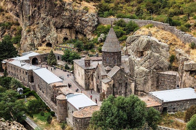 Garni Temple, Geghard Monastery, Arch of Charents (private tour) - Key points at a glance