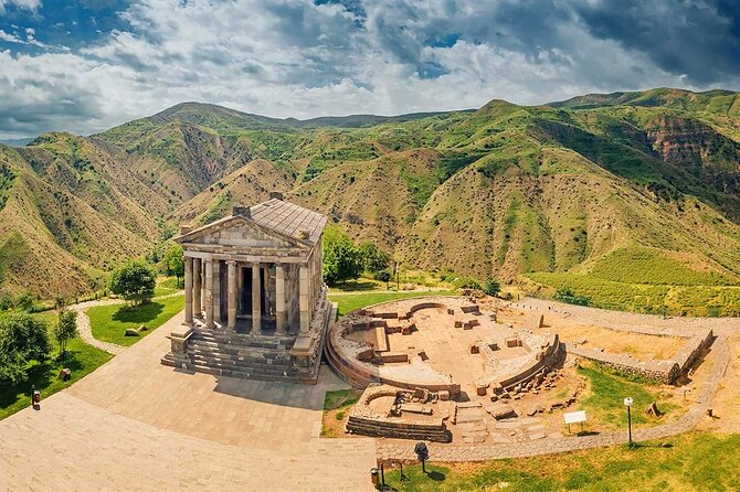 Gastro tour package in Armenia - Day 6: Samovar tea and Haghpat Monastery