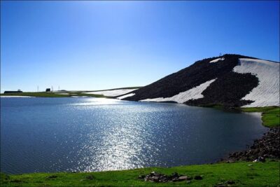 Amberd, Aragats, Lake Kari, Saghmosavank, Alphabet