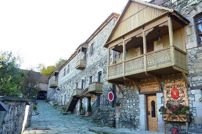Group Tour: Dilijan, Lake Parz, Makaravank Monastery, winery - Why this day trip works from Yerevan