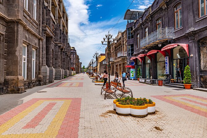 Group Tour: Gyumri (Urban Life museum, Black fortress, old town), Harichavank - Harichavank and the chapel above the canyon