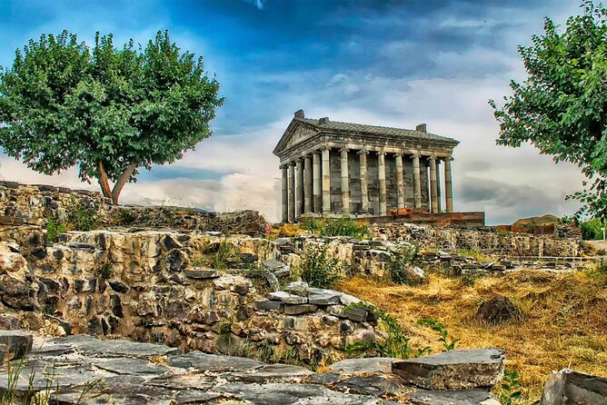 Group Tour: Khor Virap, Garni temple, Geghard, Lavash baking - Why this day trip works well from Yerevan