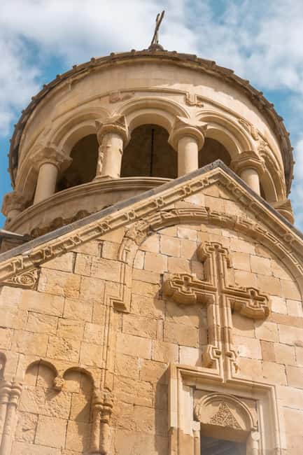 Group tour: Khor Virap, Noravank, Jermuk, Areni wine tasting - Areni wine tasting at the end of a long road day
