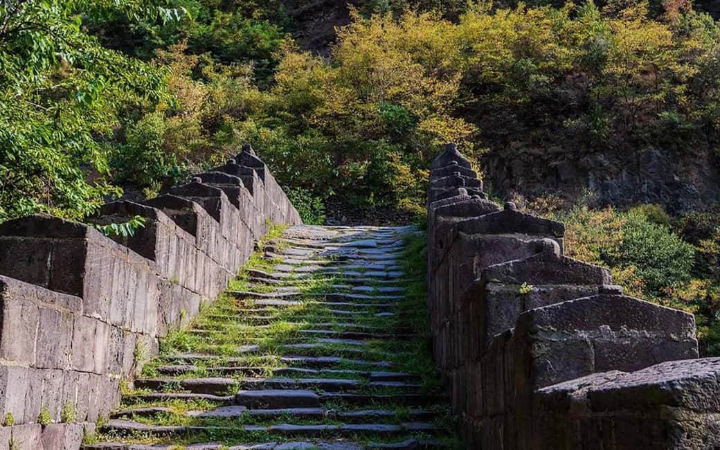 Haghpat, Sanahin & Odzun, Mendz Er or Zarni - Parni Caves - Food, cost, and what to bring