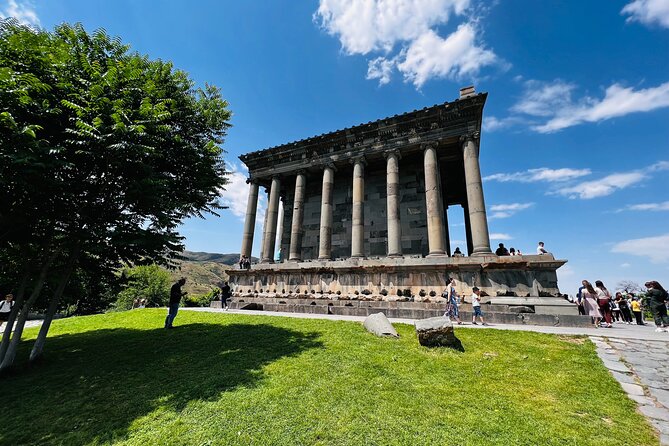 Khor Virap, Garni, Geghard,Azat Reservoir Highlights:Private tour - The guide question you should settle early