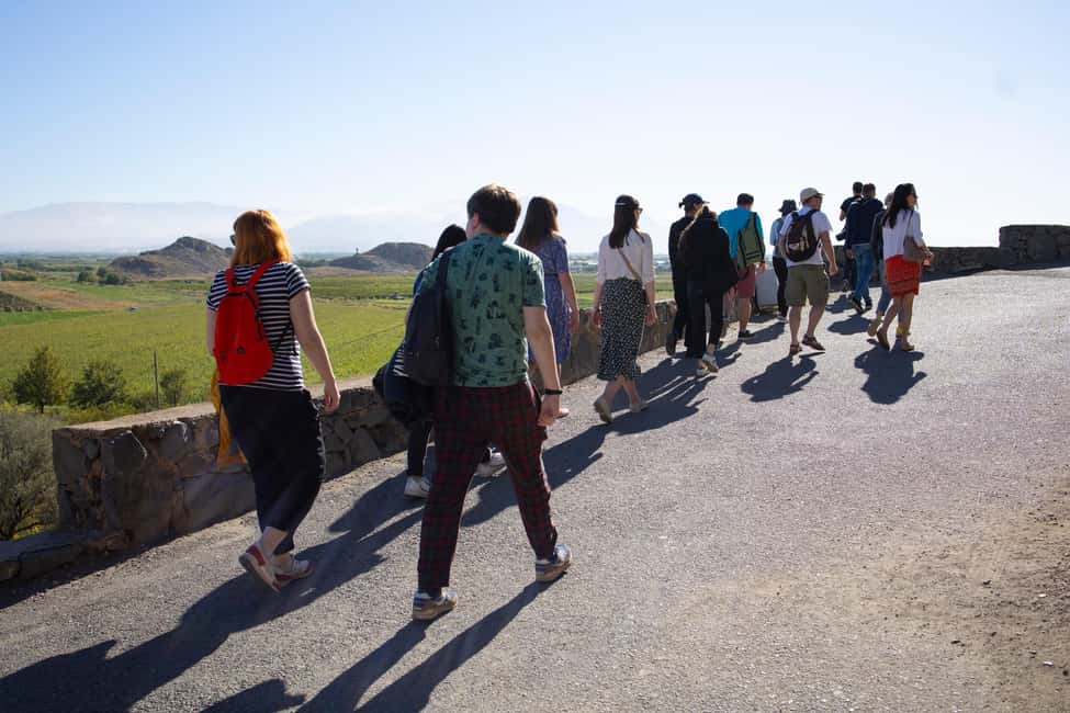 Khor Virap, Noravank and Birds' Cave Trip with Wine Tasting - Guides, vehicles, and the small-group feel