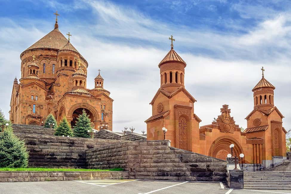 Lake Sevan, Sevanavank, Tsaghkadzor, Kecharis, & Abovyan - The drive from Yerevan and the practical rhythm
