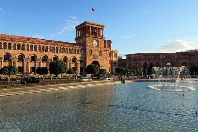 Observing city tour in Yerevan - Republic Square and Yerevan’s Pink Tuff Center