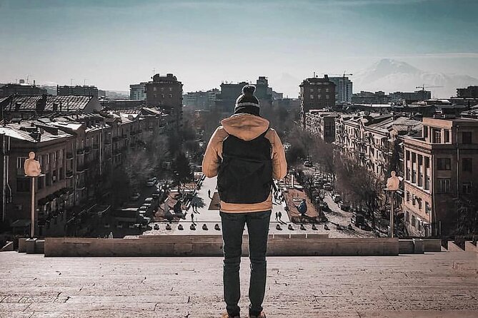 Photography tour in Yerevan (Yerevan city tour) - Vernissage Market and the Blue Mosque