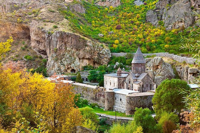 Private 7-8-hour Khor Virap, Garni temple & Geghard monastery trip from Yerevan - Khor Virap and the clearest view of Mount Ararat