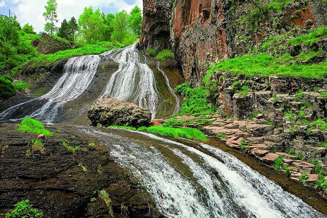 Private tour Jermuk, waterfall, Tatev Monastery and TaTev Ropeway - Jermuk Waterfall and the Arpa River gorge