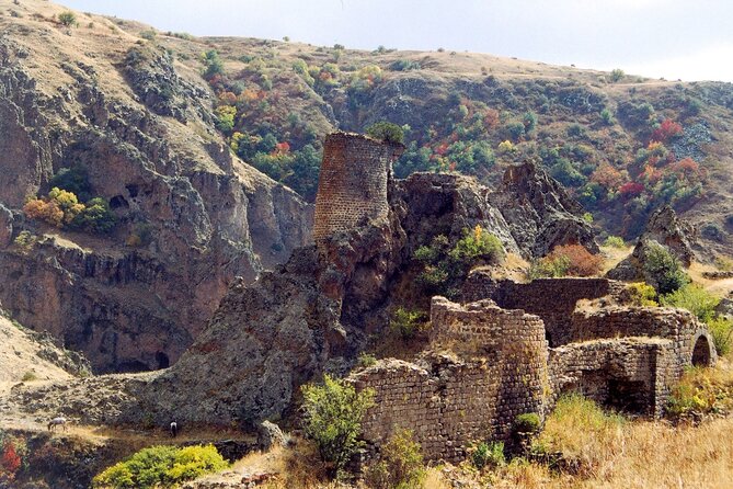 PRIVATE TOUR: Saghmosavank , Alphabet monument, Amberd fortress - Amberd Fortress, the high point of the day