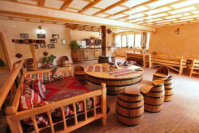 Private Tour to Areni winery, Tatev (ropeway), Khndzoresk (cave city) - Old Khndzoresk and its cave homes