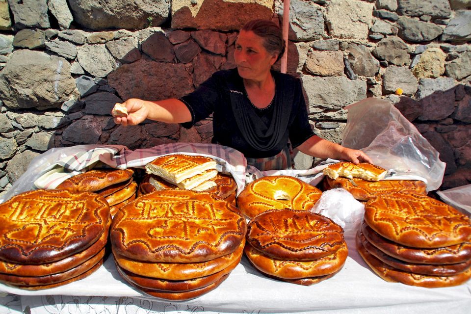 Private tour to Garni, Geghard, Symphony of Stones - Practical Strengths and Small Drawbacks