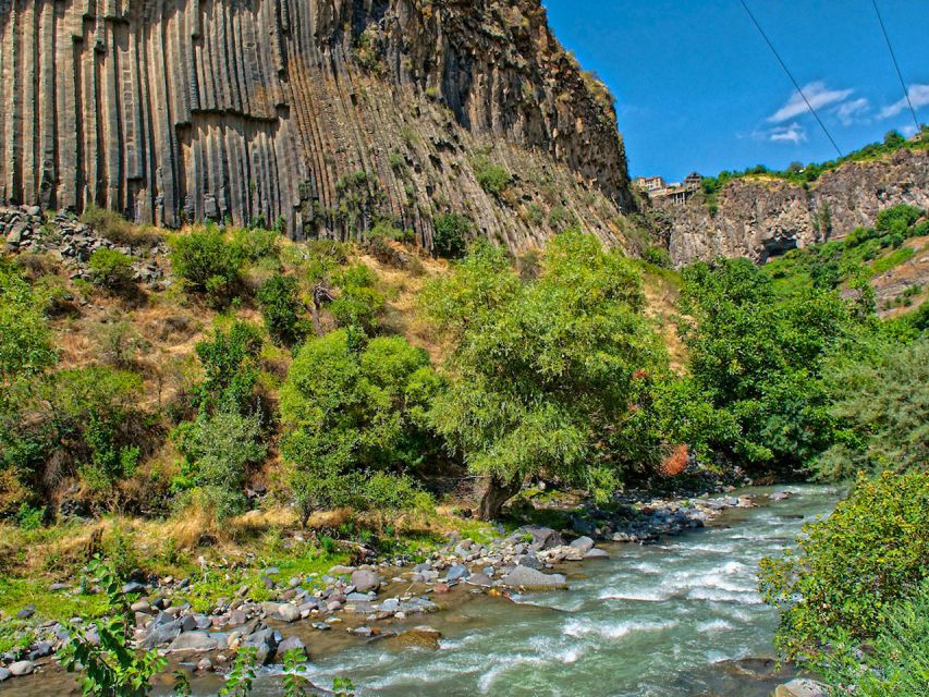 Private tour to Garni, Geghard, Symphony of Stones - What the Private Vehicle Adds