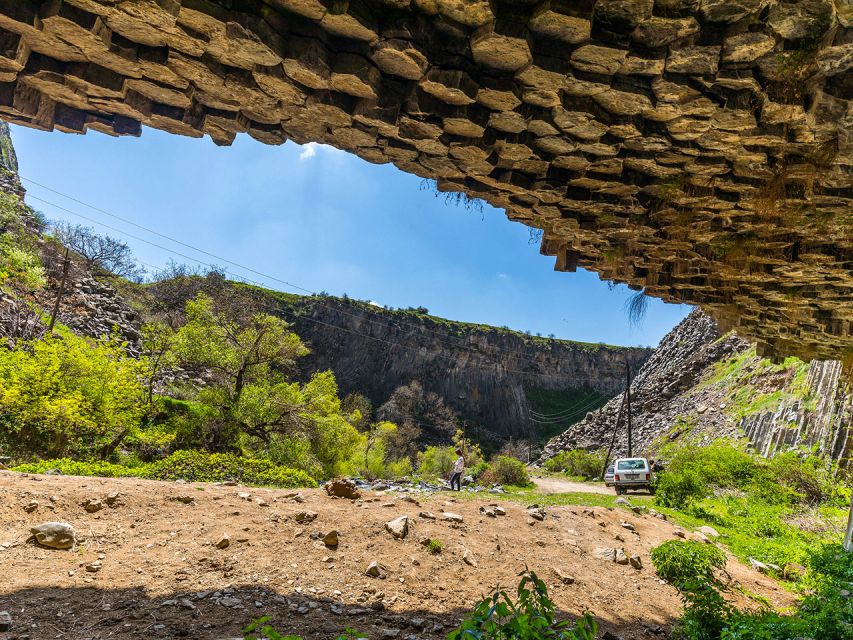 Private tour to Garni, Geghard, Symphony of Stones - Guide Choice, Language, and Pace
