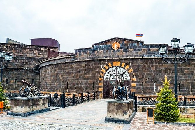 Private tour to Gyumri, Dzitoghtsyan Museum, Black Fortress - Black Fortress and the Russian imperial past