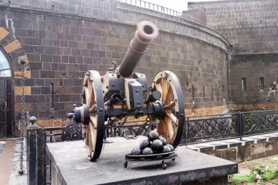 Private tour to Gyumri, Dzitoghtsyan Museum, Black Fortress