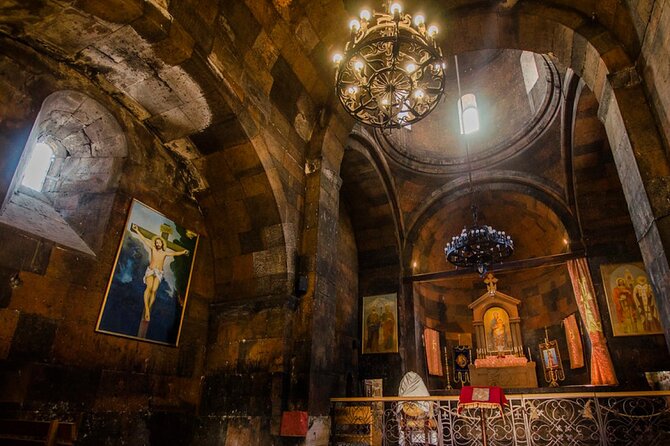 Private Tour to Khor Virap, ancient Areni cave or Areni winery, Noravank - The private car, pickup, and guide service