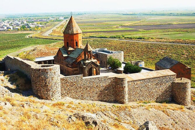 Private Tour to Khor Virap, ancient Areni cave or Areni winery, Noravank - Lunch, snacks, and small changes to the plan