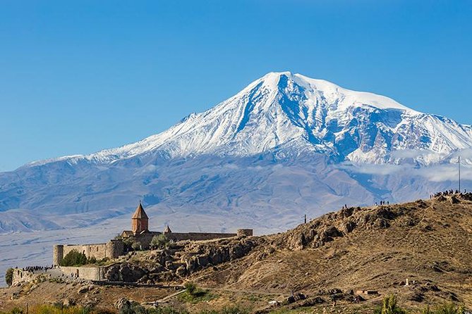 Private tour to Khor Virap, Areni winery, Noravank, Selim pass, Hayravank - Noravank brings medieval Armenia into focus