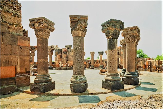 Private tour to UNESCO heritage Echmiadzin churches, Zvartnots and Sardarapat - Price, food, and the real cost of the day