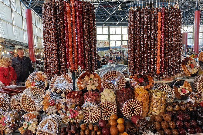 Shopping with Brandy - Central Market: a short lesson in Armenian food