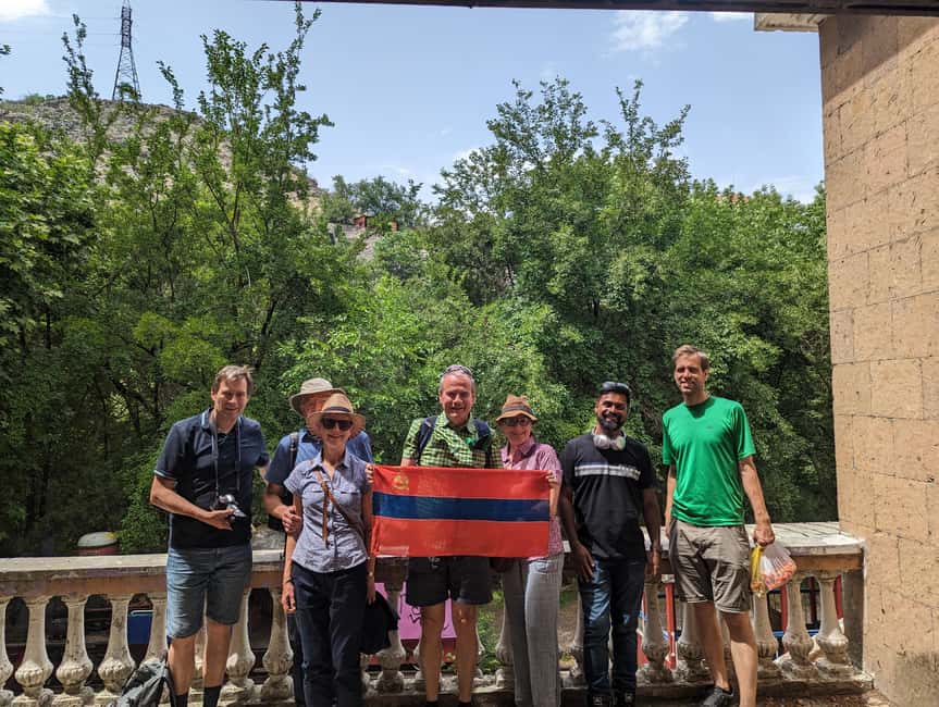 Soviet Yerevan in Motion: Streets, Metro & Local Life - Walking through residential districts and working neighborhoods
