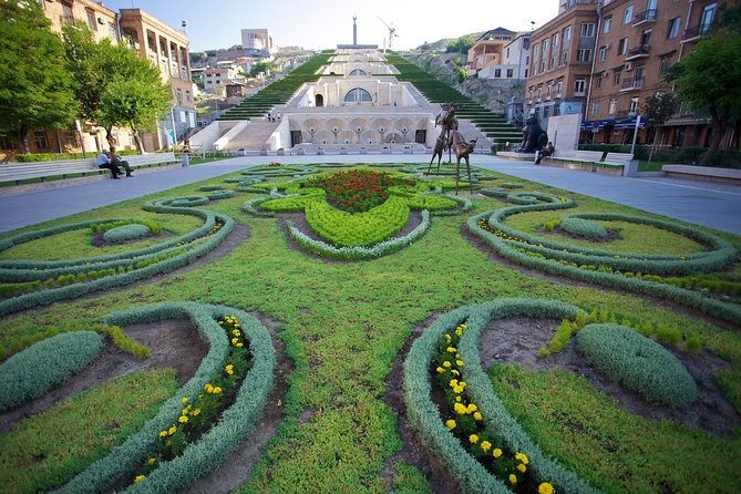 The Great Beauty of Armenia: 7-Day Culture and Cuisine Tour - Day 3: Ararat views, Areni wine, and the red cliffs of Noravank