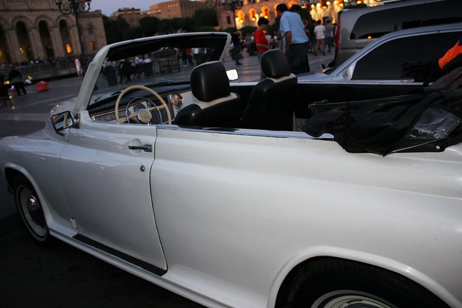Yerevan city tour with drinks in a classic car with photography - Hrazdan Gorge: a brief change of scenery