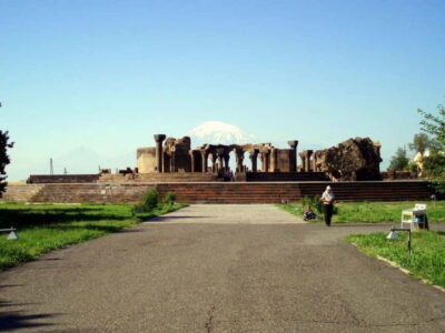 Echmiadzin, Hripsime, Gayane, Zvartnots Temple Tour