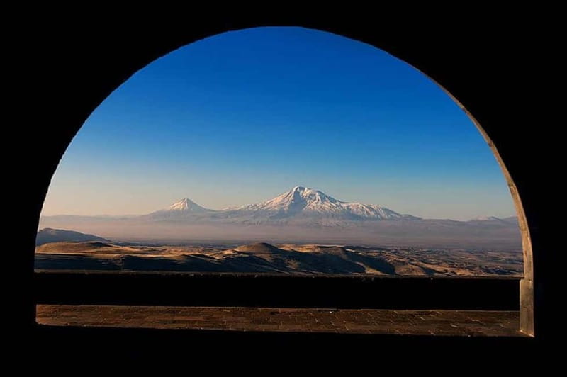Yerevan to Tbilisi Day Tour: Unveiling Transcultural Wonders - Why this Yerevan to Tbilisi route works