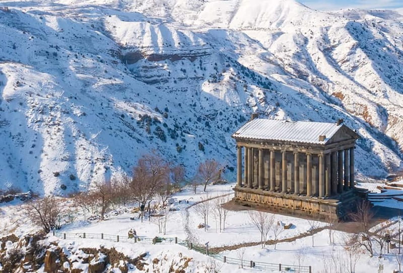 Yerevan to Tbilisi Day Tour: Unveiling Transcultural Wonders - Dilijan and Sharambeyan Street