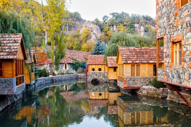 Yerevan to Tbilisi Private car transfer 3 Scenic stops - Starting in Yerevan with door-to-door service